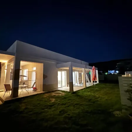 Апартаменты Moraitika Village *